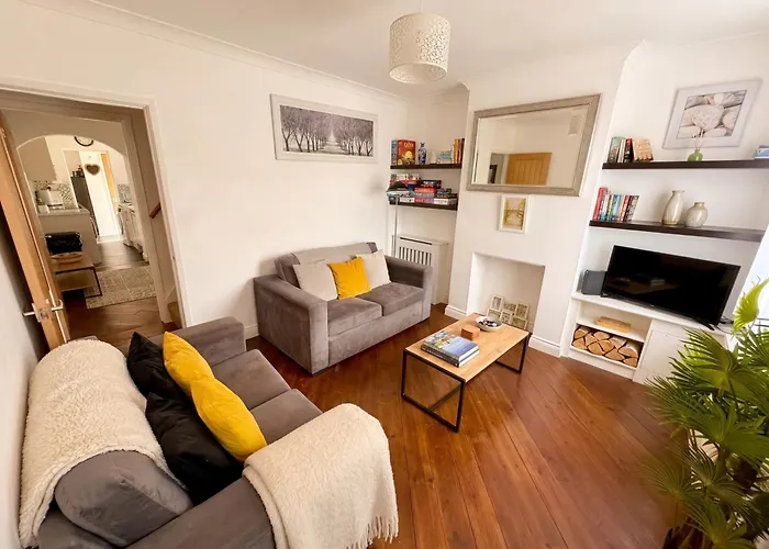 Bright 3 Bedroom Townhouse Near City Centre Norwich